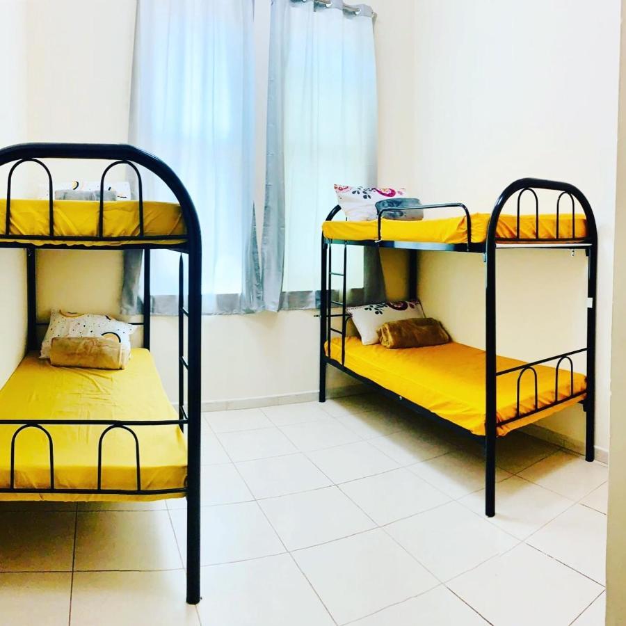 Female Only-Anaruby Backpackers- Metro Station Mashreq Hostel Dubai Ngoại thất bức ảnh